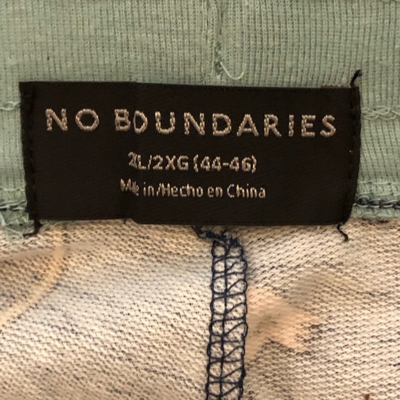 No Boundaries Men's Lounge Shorts Navy with Palm Trees/Flamingos Size 2XL NWT - Picture 5 of 7